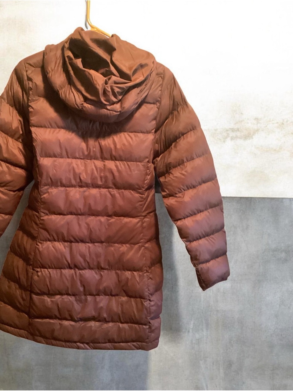Amazon Essentials Brown Quilted Hooded Puffer Jacket - Picture 3 of 8